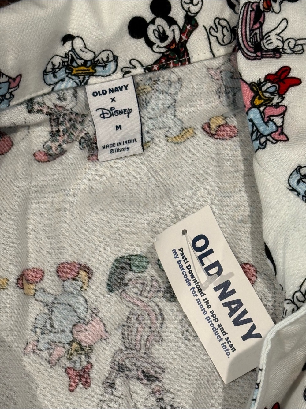 NWT Old Navy x Disney Mickey Mouse & Friends Flannel Pajama Set for Women - Picture 6 of 6